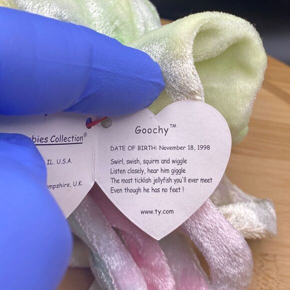 Rare/retired mint condition Ty Beanie Baby Goochy the Jellyfish - Picture 7 of 12